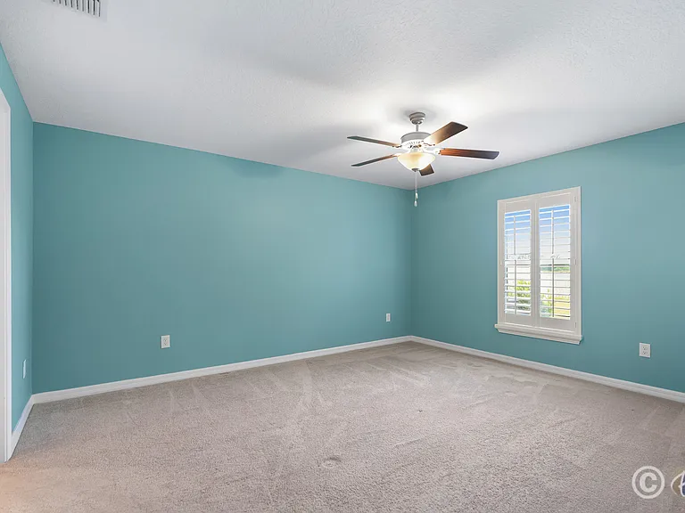 15430 Miller Creek Dr — Photo 13