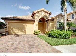 14032 Mirror Dr, Naples, FL 34114