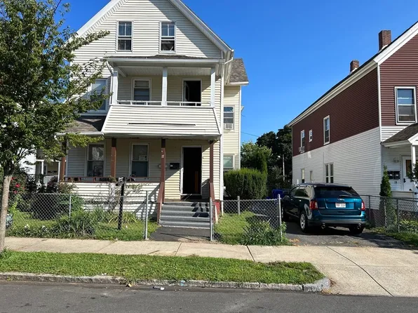 17 Lexington St, Springfield, MA 01107