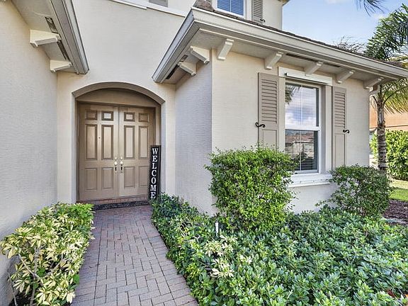 4th image of 2916 Payson Way