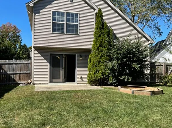 10421 Leven Blvd, Louisville, KY 40229