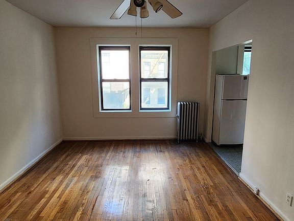 2nd image of 4318 40th St APT 5