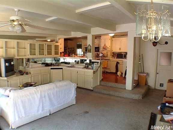 5th image of 3871 Bartley Dr