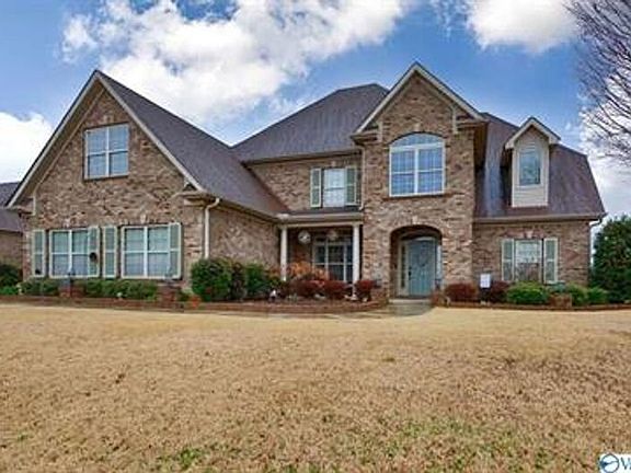 2nd image of 106 Carlton Woods Dr