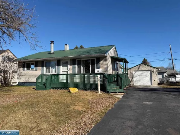 217 Fairfax Rd, Hoyt Lakes, MN 55750