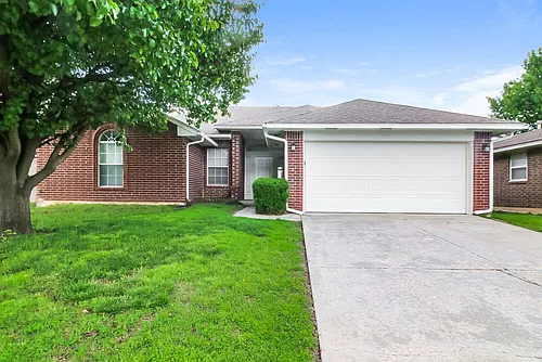 4825 Republic Dr Photo 1