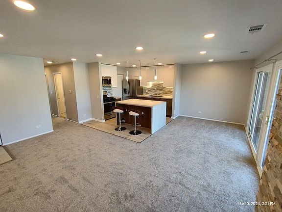 3rd image of 273 Elmwood Ln