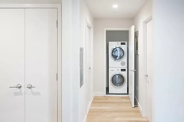 Rented by Zjama Realty Corp | media 9