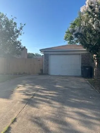 2805 Woodmont Trl