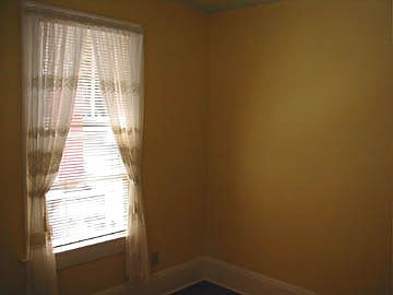 3rd image of 642 E Amelia St