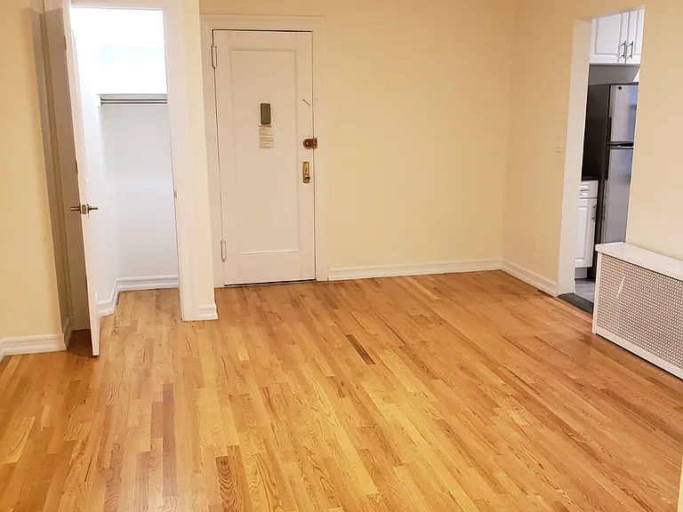 10 Cooper St #F — Photo 1
