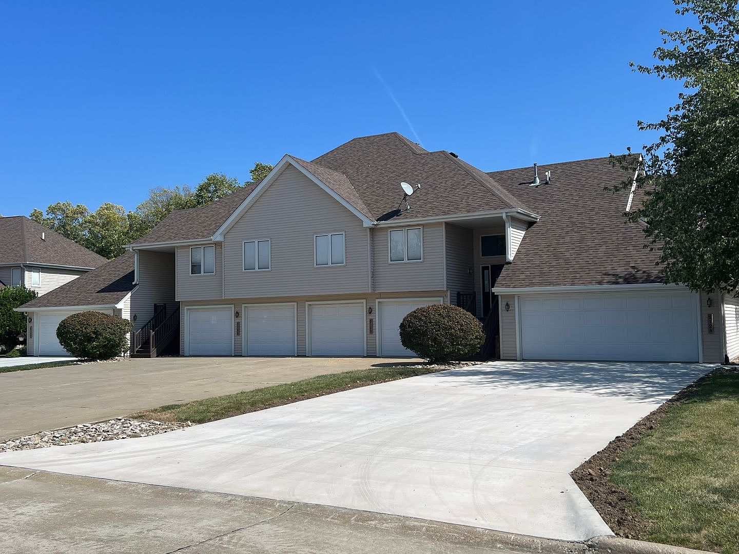 612 Bos Landen Dr 5D, Pella, IA 50219 Zillow