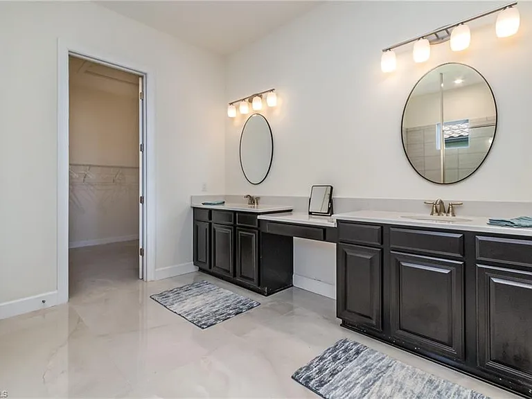 11110 Canal Grande Dr — Photo 14