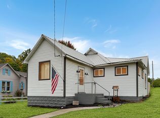 104 Caldwell St, Terra Alta, WV 26764