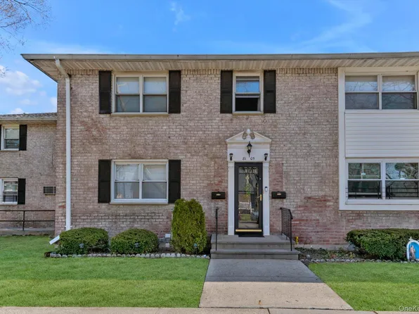 8105 268th Street #228A, New Hyde Park, NY 11040
