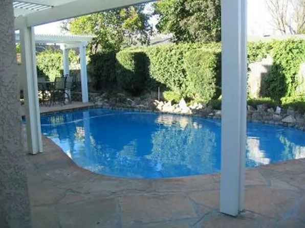 3313 Colonial Dr, Modesto, CA 95350
