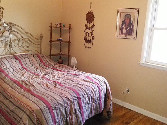 5th image of 6107 Evergreen St