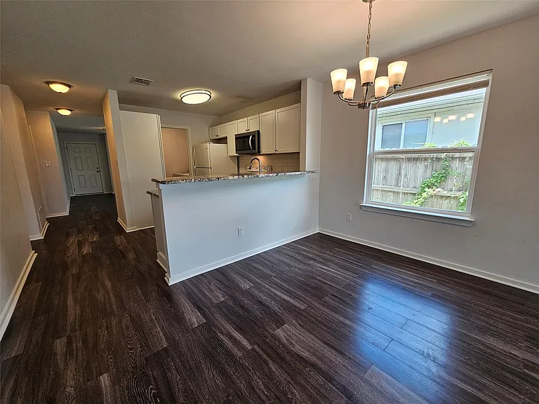 16721 Hamilton Point Cir — Photo 11