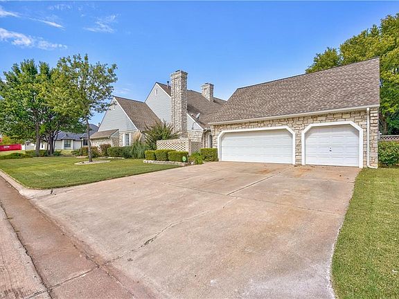 3rd image of 12900 Fox Forest Cir