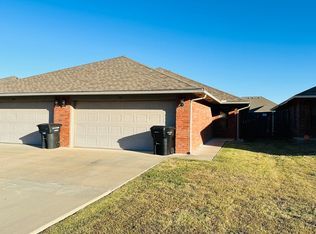 791 SW 13th St, Moore, OK 73160