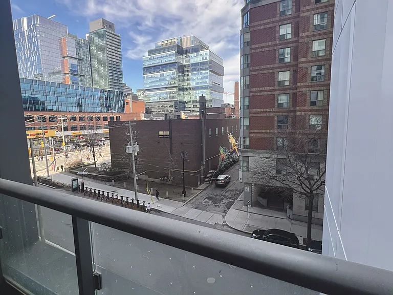 70 Princess St — Photo 16