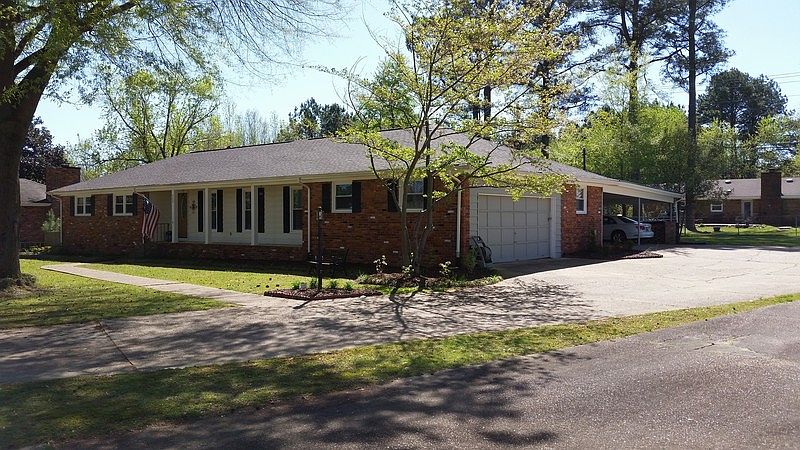 2nd image of 545 Hazelwood Dr
