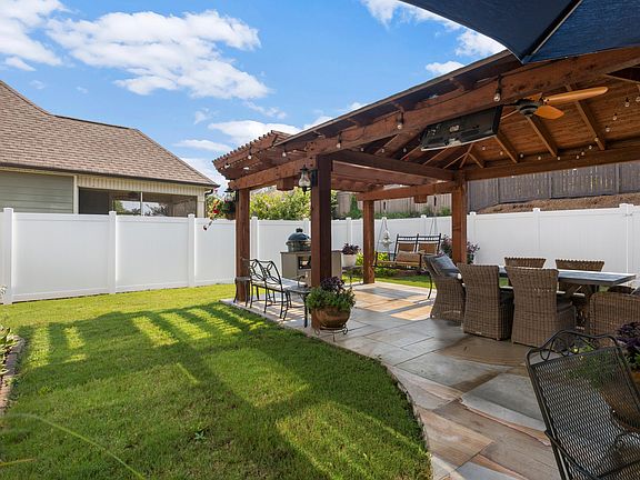 5th image of 5540 Bungalow Cir