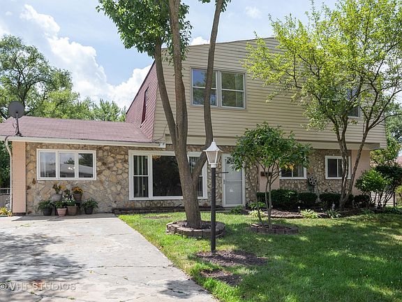 2nd image of 1710 Highland Blvd