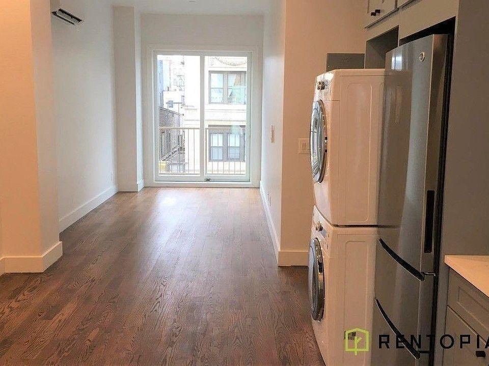 1st image of 83 Graham Ave #208