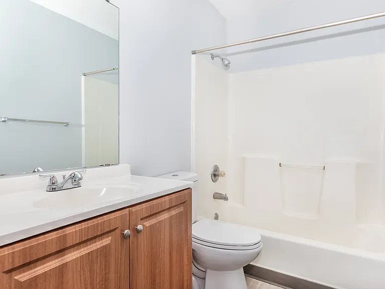 Northern Place Apartments — Photo 33