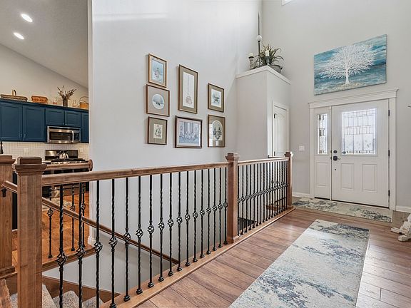 3rd image of 4900 Andrews Pl