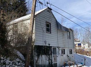 17 Westmoreland Ave, Manor, PA