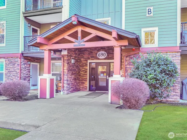 690 32nd Street #B211, Bellingham, WA 98225