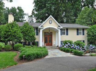 7001 Arbor Ln, Mc Lean, VA 22101