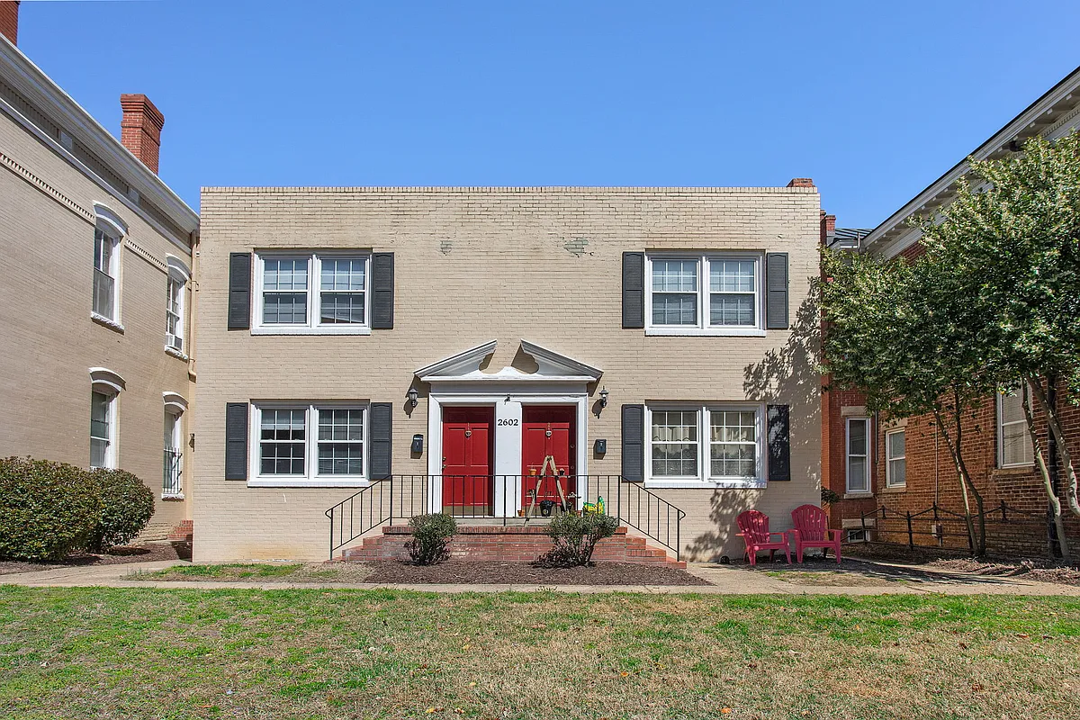 Building Photo - 2602 Grove Ave