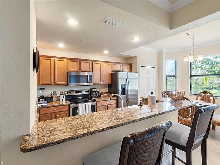 9727 Acqua Ct #436 — Photo 6