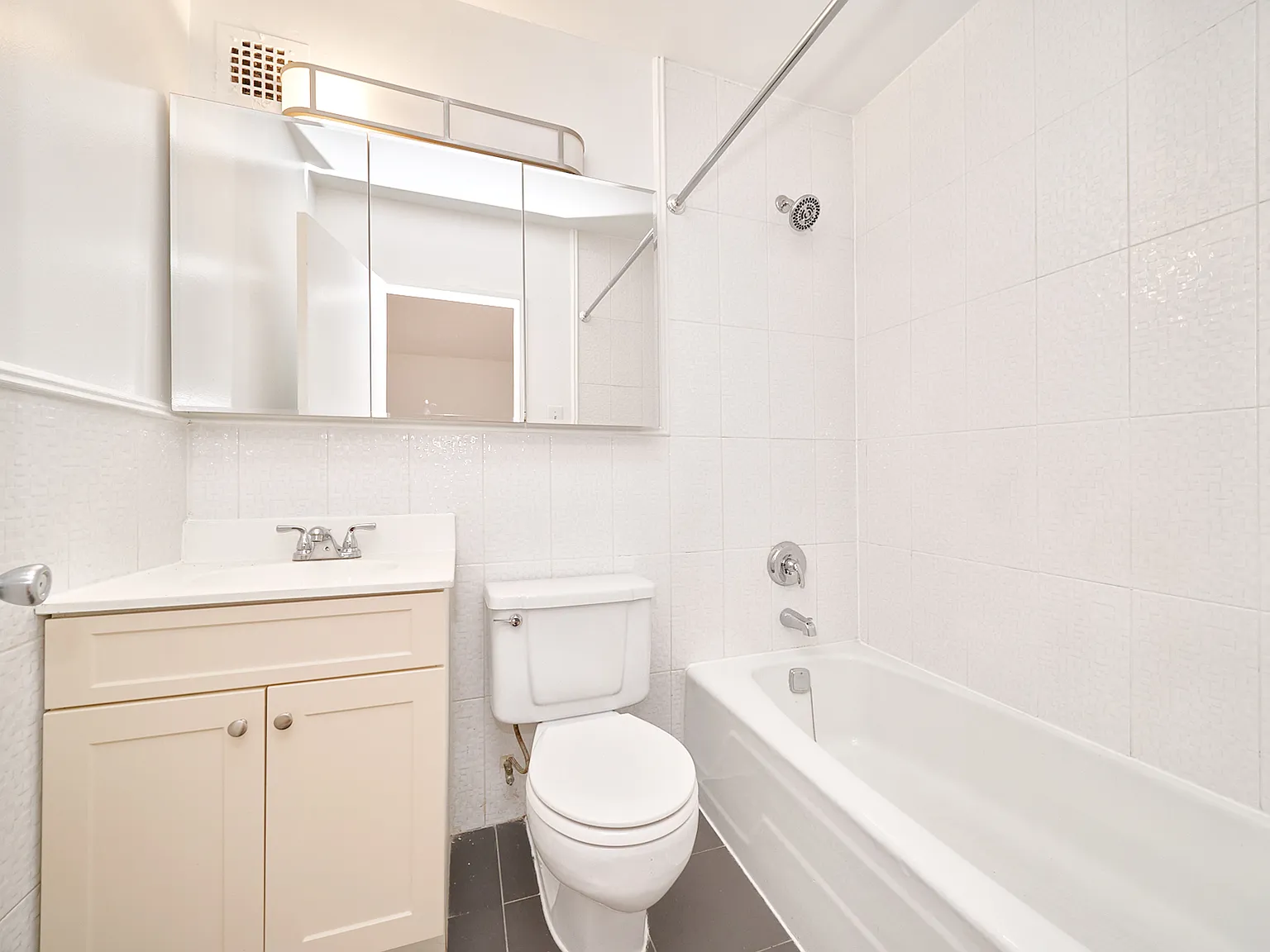 451 East 83rd Street — Photo 4