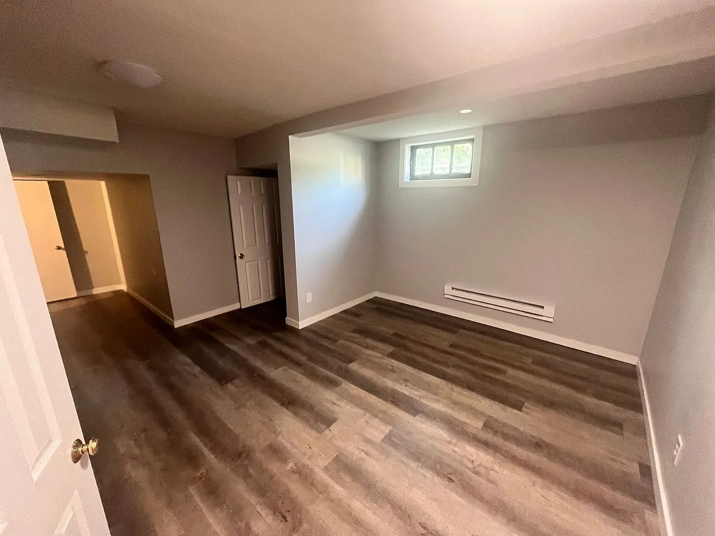 125 W Lutz Ave — Photo 4