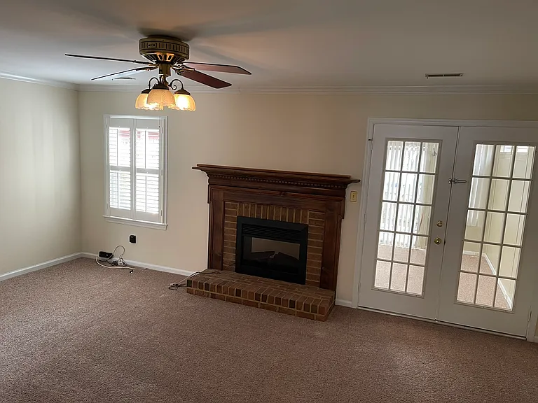 154 Kenilworth Dr — Photo 6