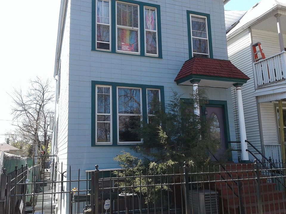 1st image of 3018 N Hoyne Ave APT 1F