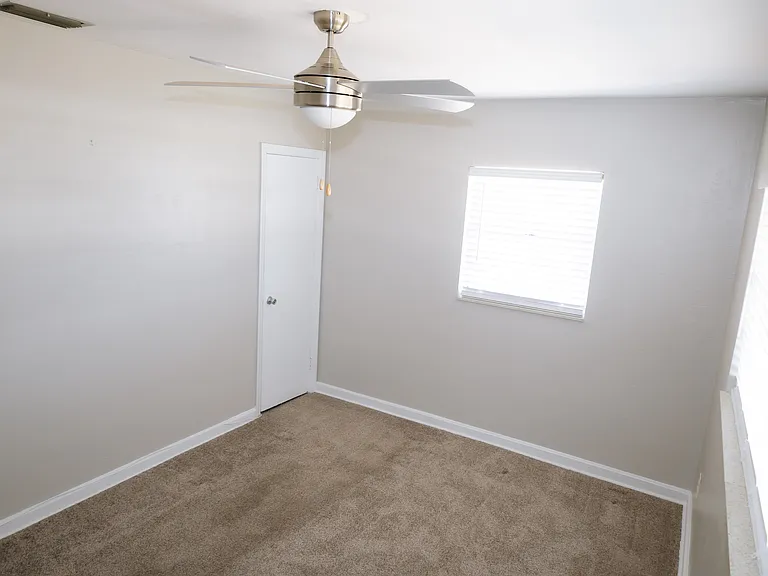 Walter Ave — Photo 12