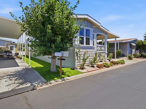 4th image of 819 Villa Teresa Way #819