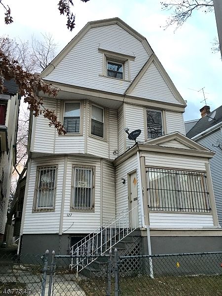 1st image of 127 N 15th St