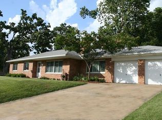 731 Reavis Barracks Rd, Saint Louis, MO 63125