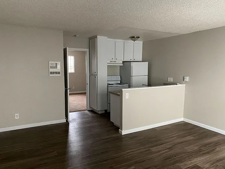 Estrella Gardens — Photo 15