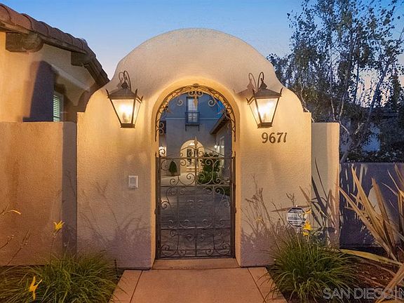 4th image of 9671 Lario Ln