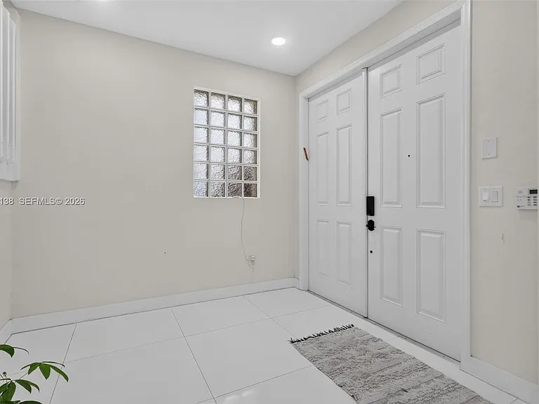 4422 NW 112th Ct — Photo 5
