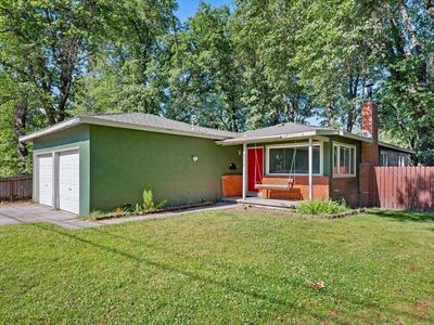 809 Ski Bowl Dr, Mount Shasta, CA, 96067