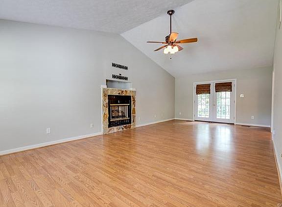 3rd image of 700 Redington Ct