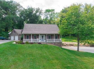 542 State Route 288, Ellwood City, PA 16117